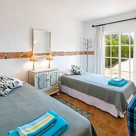 Sleeps 12 Pool Villa *