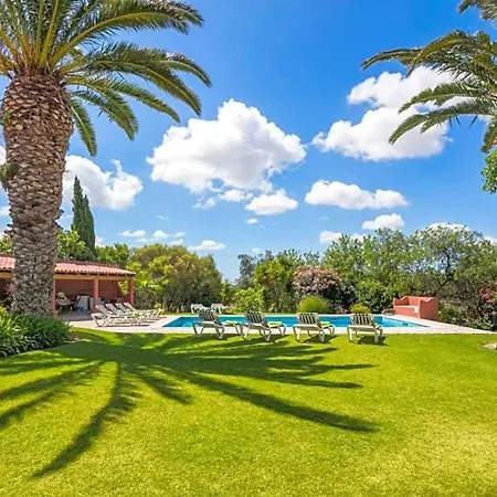 Sleeps 12 Pool