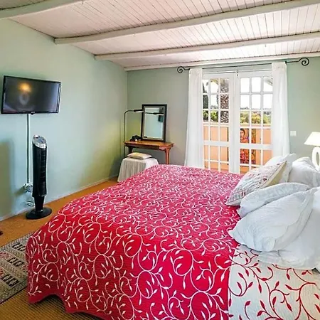 Villa Sleeps 12 Pool Alvor